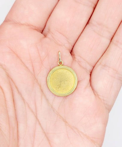 Pendentif Augis - Pendentif médaille d’amour en or 18k, 17 mm 58 Facettes A07769