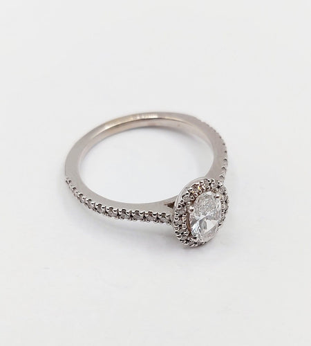 Bague 49.5 Bague solitaire vintage en or blanc 18k, diamant ovale 0,42 ct, certificat GIA 58 Facettes A07773