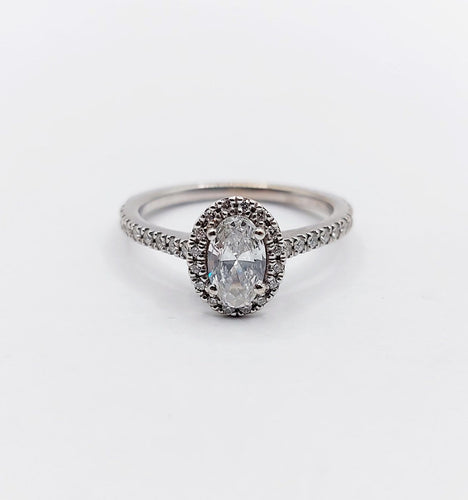 Bague 49.5 Bague solitaire vintage en or blanc 18k, diamant ovale 0,42 ct, certificat GIA 58 Facettes A07773