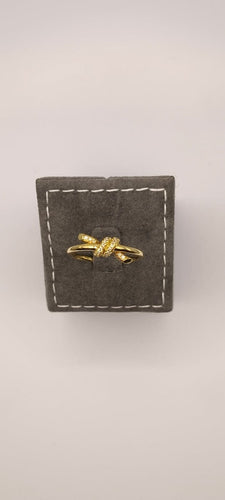 Bague Tiffany Knot - Bague en or jaune 18 carats sertie de diamants 58 Facettes Valuor Modèle-004