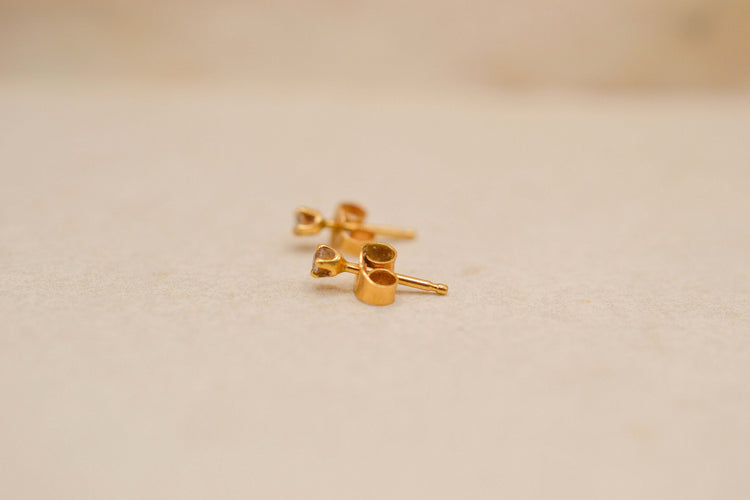 Boucles d'oreilles Puces d’oreilles en diamants taille brillant, or jaune 18k 58 Facettes 4227B