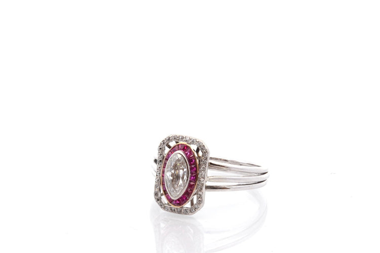 Bague 56 Bague Art déco en or 18k et platine, diamants et rubis 58 Facettes 27355