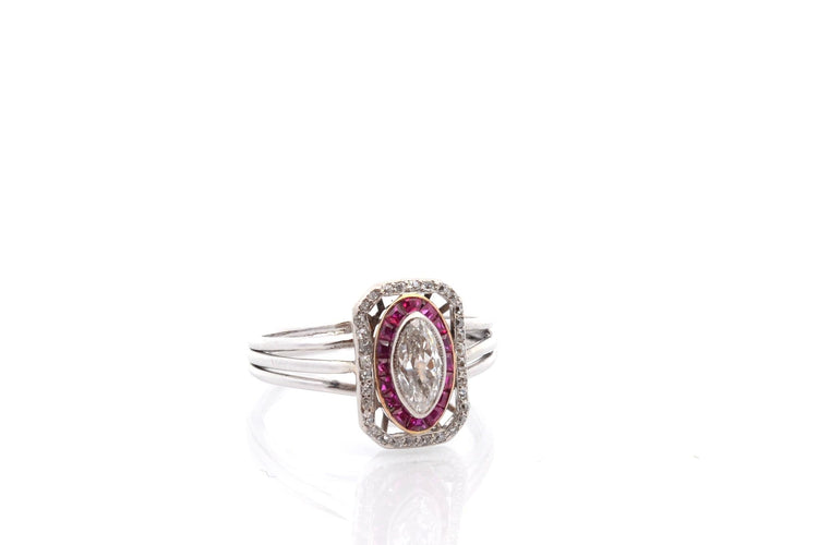 Bague 56 Bague Art déco en or 18k et platine, diamants et rubis 58 Facettes 27355