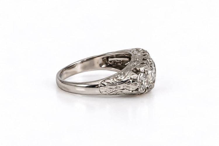 Bague 50.5 Bague ancienne en platine 850 et diamants taille ancienne, vers 1940 58 Facettes LP1953/MANNB