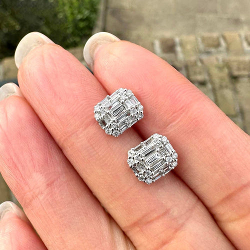 Boucles d'oreilles Boucles d’oreilles en or blanc 18k, diamants taille émeraude, 0,54 ct 58 Facettes GER1049WG_20261009