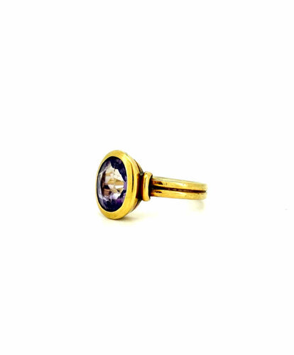 Bague 49 Bague ancienne en or jaune 18 carats et améthyste, début du XXe siècle 58 Facettes bague améthyste