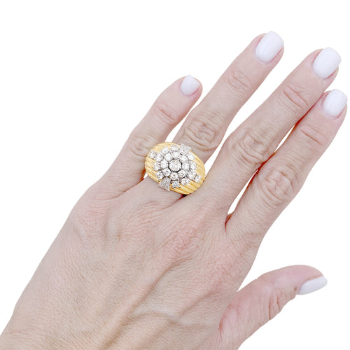 Bague 54 Bague godronnée en or jaune 750 et diamants 58 Facettes 36039