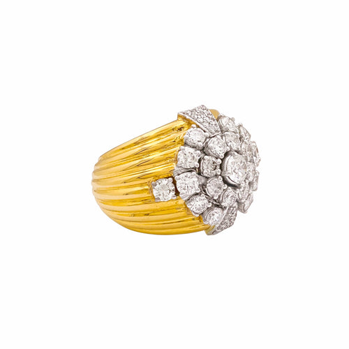 Bague 54 Bague godronnée en or jaune 750 et diamants 58 Facettes 36039