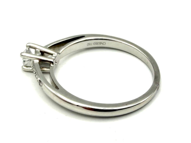 Bague 50 Mauboussin - Bague solitaire en or blanc 18k, diamants 58 Facettes MAUBOUSSIN BG 1054