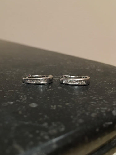 Boucles d'oreilles Boucles d’oreilles en or blanc 18k avec diamants taille princesse 58 Facettes 304