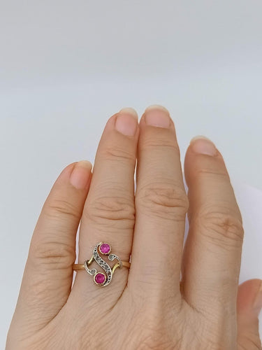 Bague 57 Bague ancienne Toi et moi en or 18k, rubis et diamants taille rose 58 Facettes AX/1/84/94/B