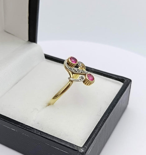 Bague 57 Bague ancienne Toi et moi en or 18k, rubis et diamants taille rose 58 Facettes AX/1/84/94/B