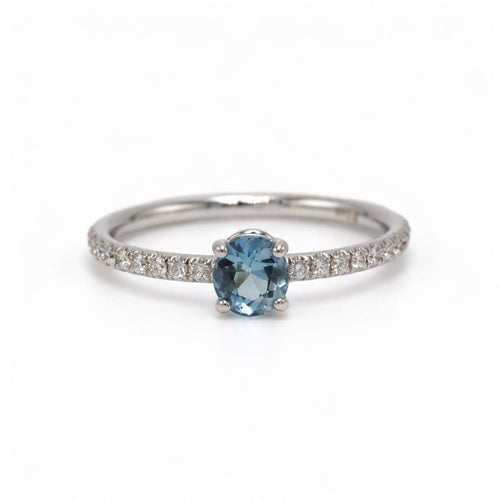Bague 52.5 Bague en or blanc 750 avec aigue-marine et diamants 58 Facettes 260256R