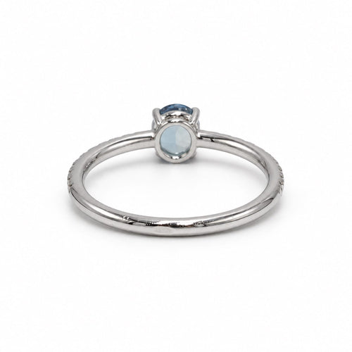 Bague 52.5 Bague en or blanc 750 avec aigue-marine et diamants 58 Facettes 260256R
