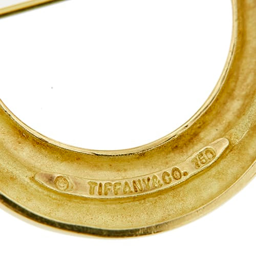 Broche Tiffany & Co. - Broche ronde nœud en or jaune 18 ct 58 Facettes 39787