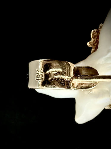 Pendentif Pieper - Pendentif et épingle grenouille en or jaune 18 carats, perle baroque et pierres précieuses 58 Facettes pendentif 230913