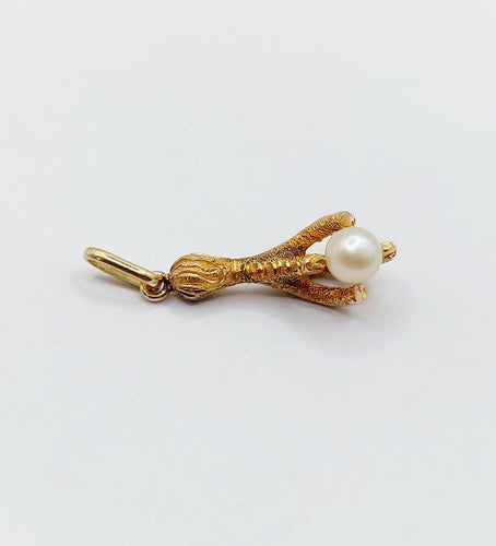 Pendentif Pendentif serre d’aigle en or 18k avec perle, vers 1900 58 Facettes A07802