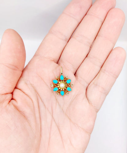 Pendentif Pendentif fleur victorien en or 18k, perle, turquoises et diamants taille rose (vers 1890) 58 Facettes A07506