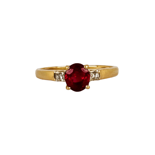 Bague 55 Bague en or jaune 18k, rubis ovale et diamants 58 Facettes 2610001