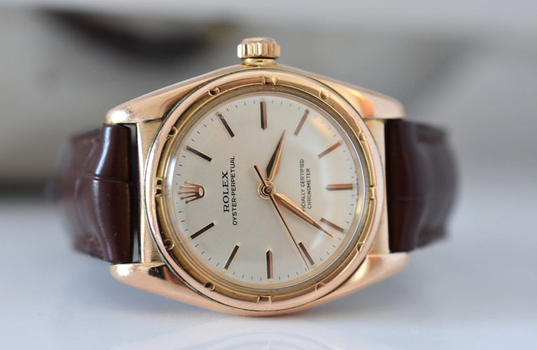Montre Rolex - Montre « Ovetto » Bubbleback en or rose 18 carats, réf. 3372, vers 1945 58 Facettes RO-900