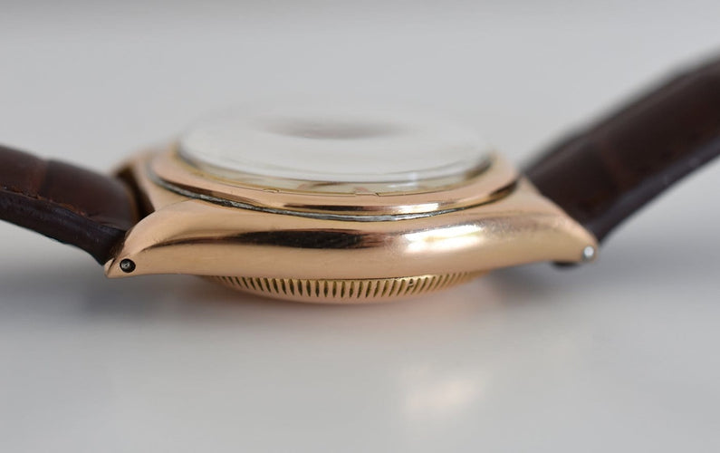 Montre Rolex - Montre « Ovetto » Bubbleback en or rose 18 carats, réf. 3372, vers 1945 58 Facettes RO-900