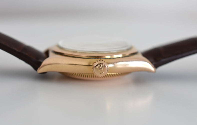 Montre Rolex - Montre « Ovetto » Bubbleback en or rose 18 carats, réf. 3372, vers 1945 58 Facettes RO-900