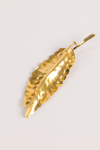 Broche Broche feuille vintage en or jaune, saphirs et diamants 58 Facettes