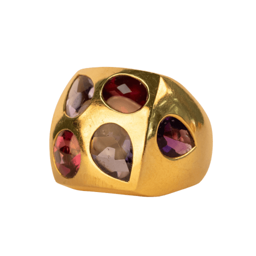 Bague 46 Chanel - Chevalière vintage 1960 en or jaune 750, saphirs, grenats et topazes 58 Facettes