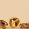 Bague 46 Chanel - Chevalière vintage 1960 en or jaune 750, saphirs, grenats et topazes 58 Facettes