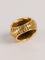 Bague 46 Bague dôme en or jaune 750‰, turquoise cabochon, années 1960-1970 58 Facettes