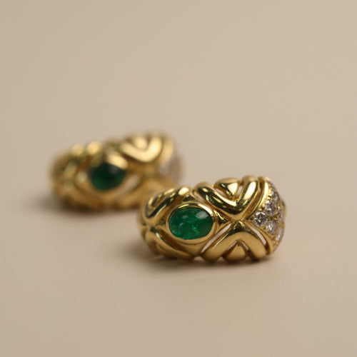 Boucles d'oreilles Boucles d’oreilles vintage en or jaune 18k, émeraudes cabochon et diamants 58 Facettes