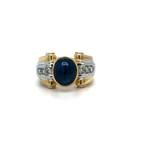 Bague 59 Bague jonc en or jaune et or blanc, important cabochon de saphir et diamants 58 Facettes