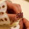 Bague 54 Bague vintage en or jaune 18k sertie de rubis et diamants 58 Facettes