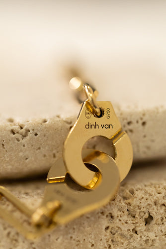 Collier Dinh Van - Collier Menottes R12 en or jaune 18 carats 58 Facettes