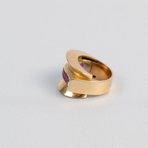 Bague 49 Bague Tank Rubis et Diamants, Années 1940-1950 58 Facettes