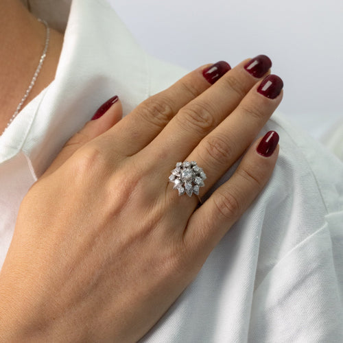 Bague 51 Bague Marguerite Vintage Or Blanc et Diamants 1,10 ct 58 Facettes