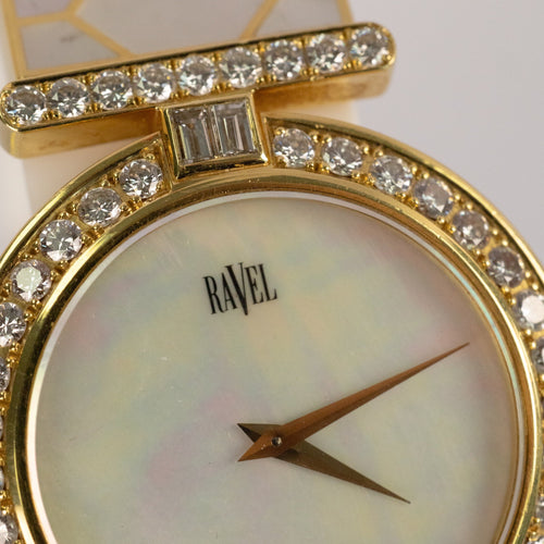 Montre Ravel - Montre-bijou vintage en or jaune, nacre et diamants, années 1980 58 Facettes