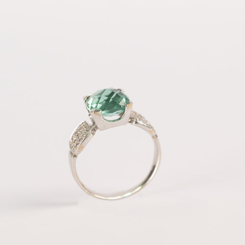 Bague 61 Bague Contemporaine En Or Blanc, Topaze Bleu Clair Et Diamants 58 Facettes