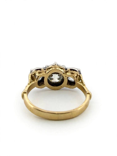 Bague 53 Bague trilogie de style victorien en or jaune 18 kt avec diamants 58 Facettes 589/26 R