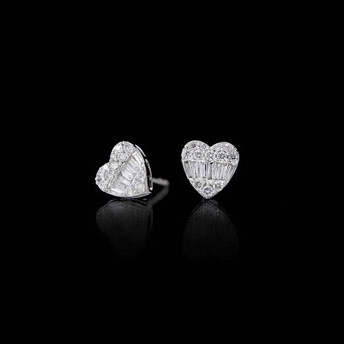 Boucles d'oreilles Heart to Have - Boucles d’oreilles puces en or blanc 18k avec diamants 58 Facettes GER1030WG_20261012