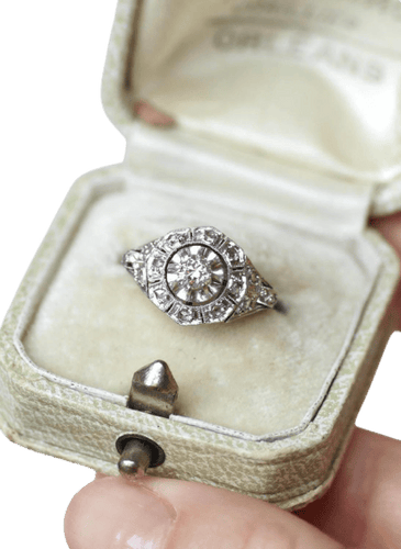 Bague 49 Bague dôme Art déco en or blanc 18k et platine, diamants 58 Facettes