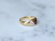 Bague 52 Bague jonc ancienne en or jaune, rubis birman et diamants 58 Facettes