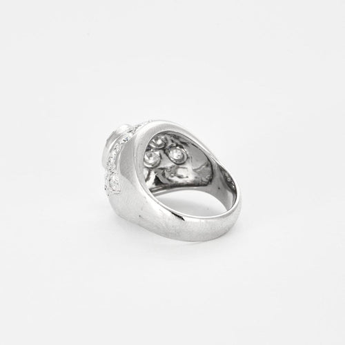 Bague 50 Bague en or blanc 18k avec saphir bleu 58 Facettes Valuor Modèle-010