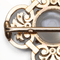 Broche Broche en or jaune 18K, pierre de lune, diamants et rubis 58 Facettes