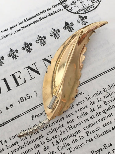 Broche Broche plume en or jaune et blanc 18k avec diamants taille rose 58 Facettes 307