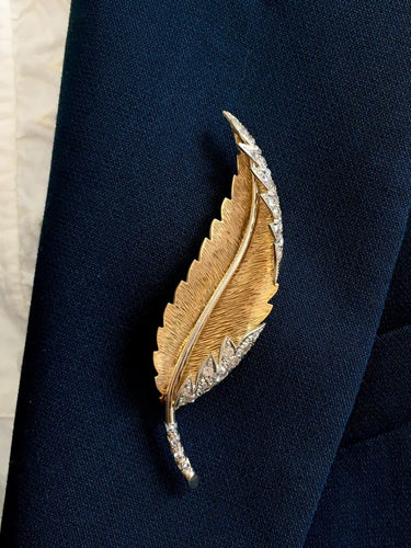 Broche Broche plume en or jaune et blanc 18k avec diamants taille rose 58 Facettes 307