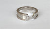 Bague 50 Cartier - Bague C vintage en or blanc 18k avec diamants 58 Facettes ring
