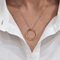 Collier Collier - Pendentif circulaire en or rose 18 carats, 22 diamants bruns, 0,45 ct 58 Facettes CL354