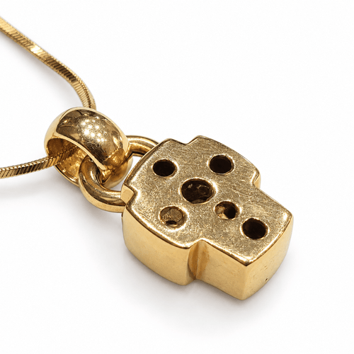 Collier Collier en or jaune 18 carats avec croix en nacre blanche 58 Facettes CO71