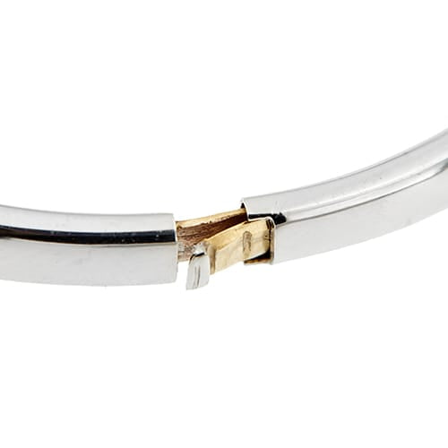 Bracelet Bracelet rigide ovale en or blanc 18 kt 58 Facettes 37590